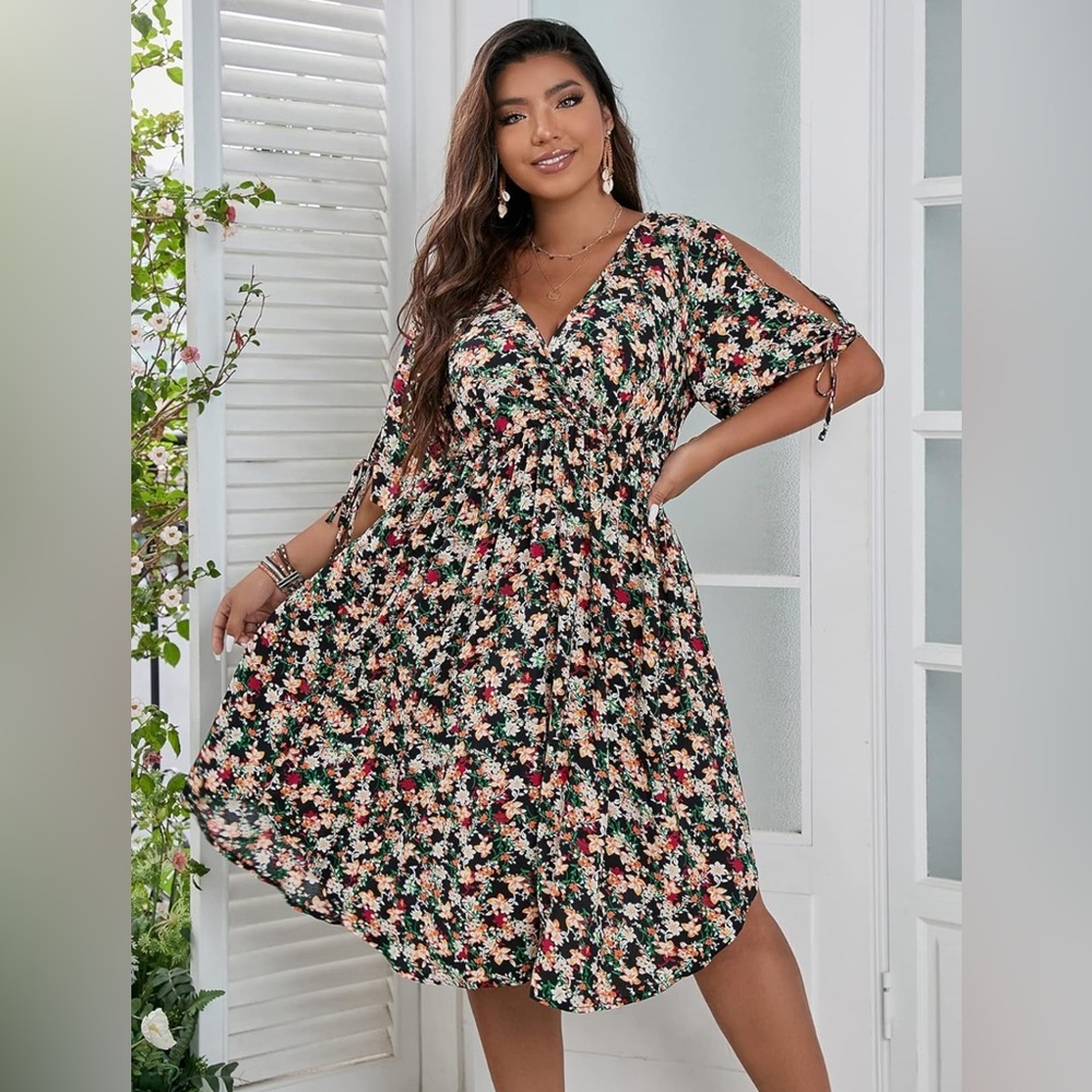 Verdusa Women's Plus Floral Print Split Short Sleeve V Neck A Line Flared Dress